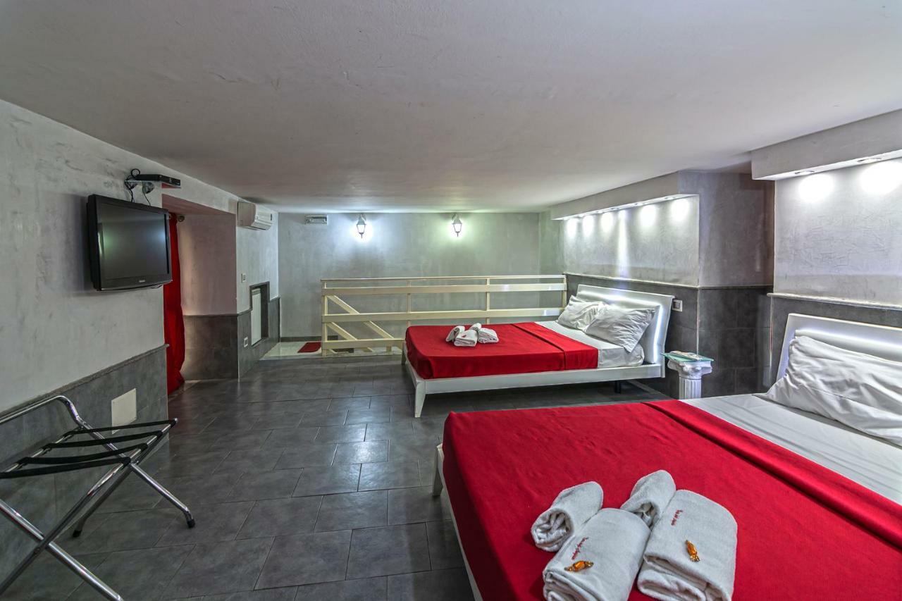 Suite Apartments Angioini เนเปิลส์ ภายนอก รูปภาพ
